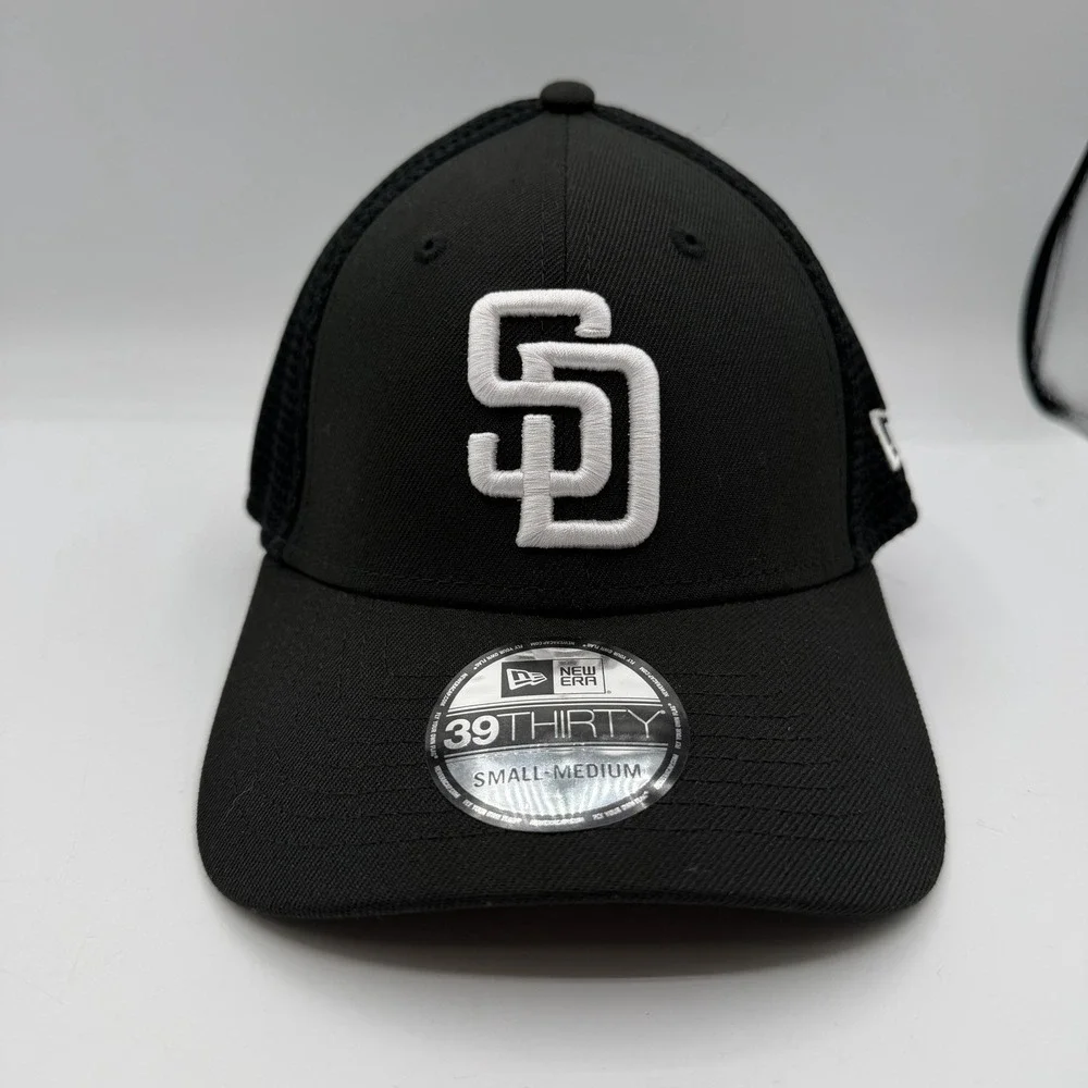 New Era‎ 39Thirty San Diego Padres Hat Cap S/M Black Mesh Back Stretch Flex Fit